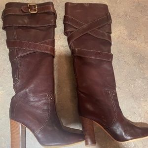 Designer : Chloe knew high leather brown boots. Orig price $1,450